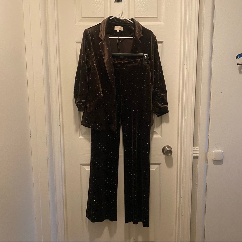 Skies Are Blue Brown Rhinestone Velvet Blazer & Pant Set - Picture 6 of 16